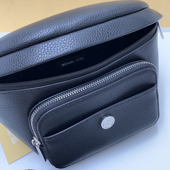 MICHAEL KORS 
Maisie Large Pebbled Leather 2-in-1 Waistpack Fannypack Crossbody - Picture 12 of 16